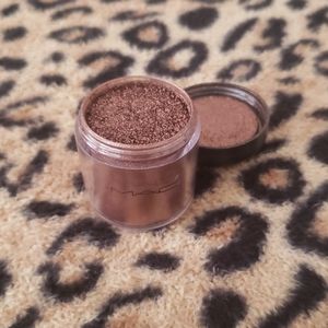 MAC pigment in COCO BEACH